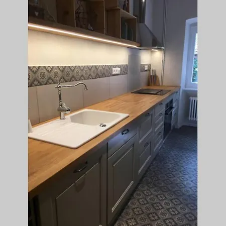 La Maison Du Rempart Эгишем