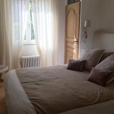 Апартаменты La Maison Du Rempart Эгишем